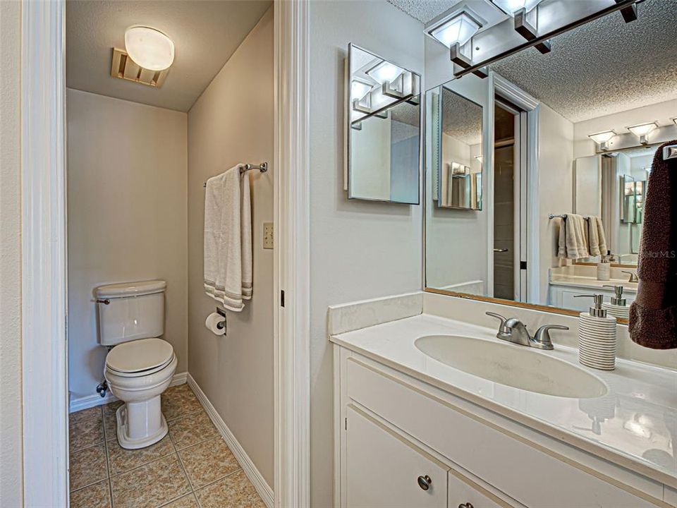 Activo con contrato: $204,900 (2 camas, 2 baños, 948 Pies cuadrados)