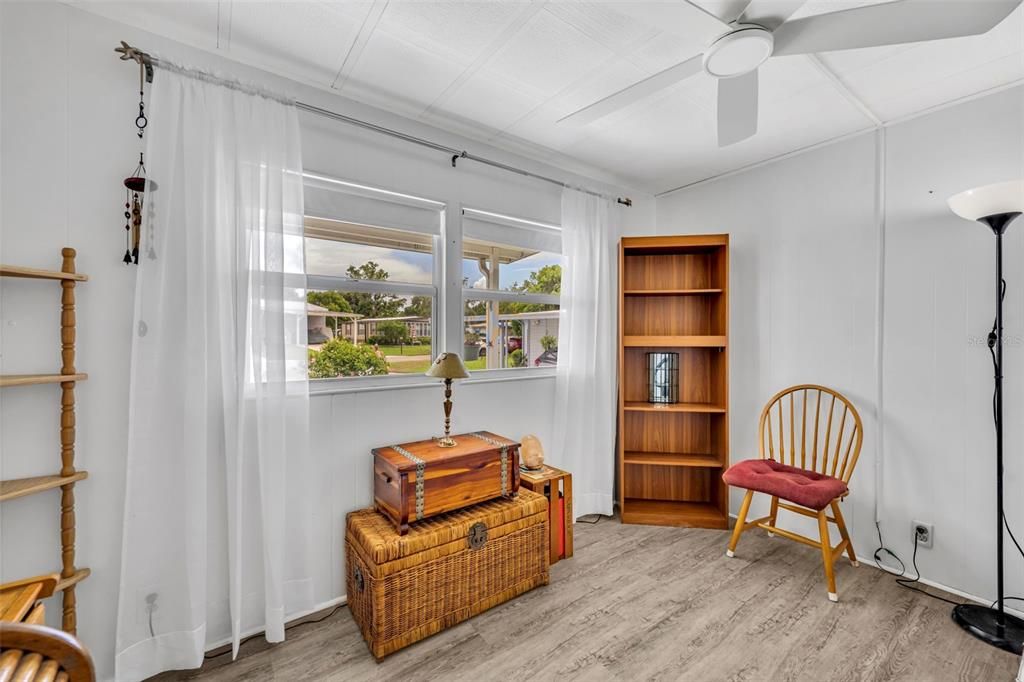 待售: $160,000 (2 贝兹, 2 浴室, 1488 平方英尺)