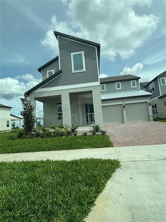 Vendido Recientemente: $838,115 (5 camas, 3 baños, 3208 Pies cuadrados)