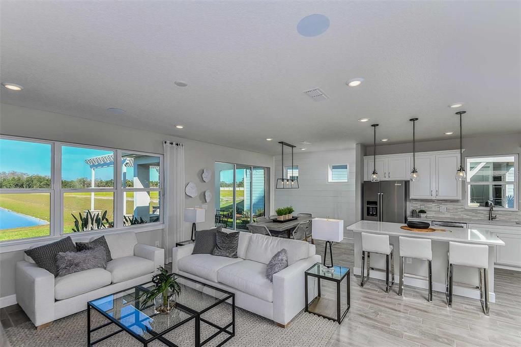 Под контрактом: $453,330 (2 спален, 2 ванн, 1670 Квадратных фут)