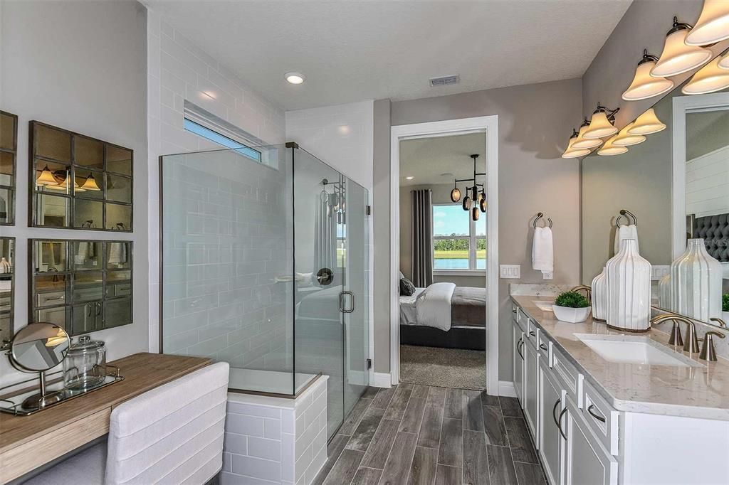 Под контрактом: $453,330 (2 спален, 2 ванн, 1670 Квадратных фут)