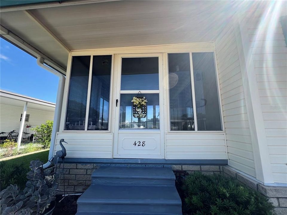 For Sale: $89,000 (2 beds, 2 baths, 1056 Square Feet)