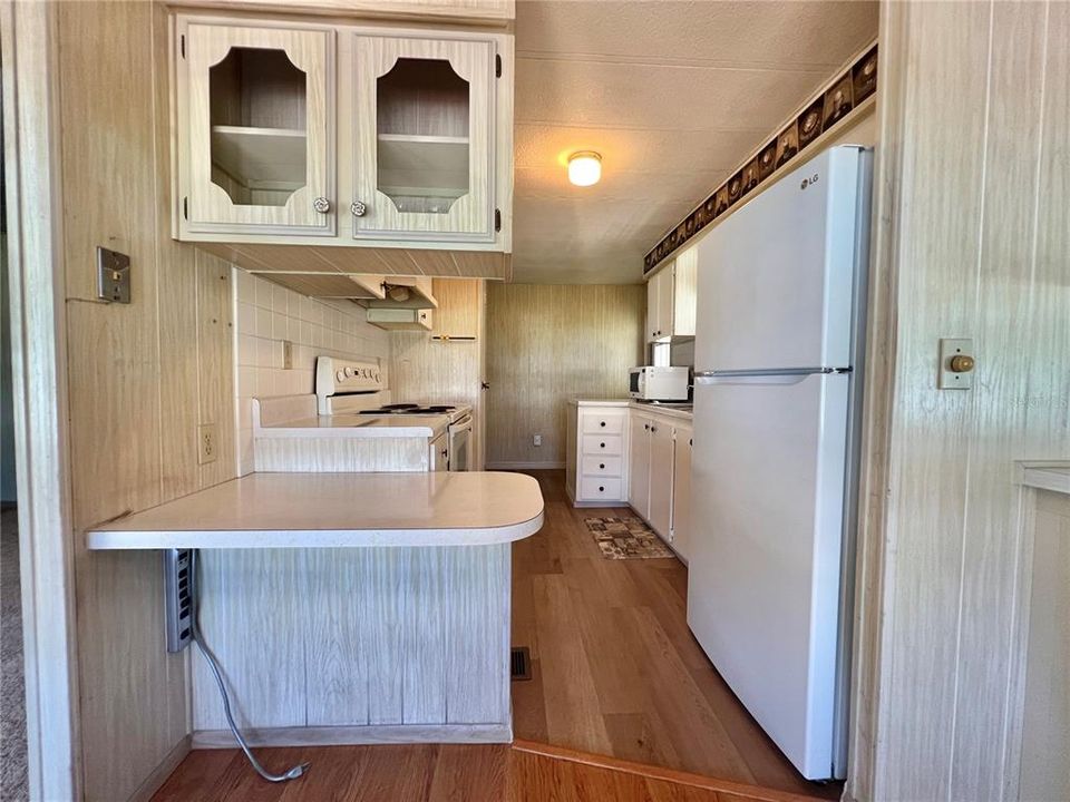 For Sale: $89,000 (2 beds, 2 baths, 1056 Square Feet)