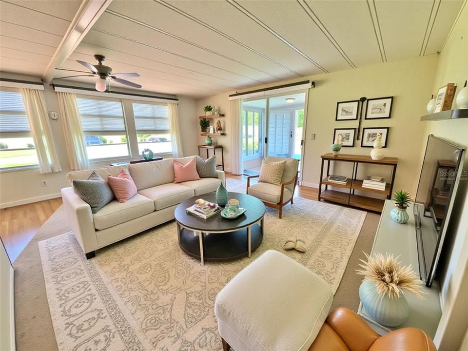 For Sale: $89,000 (2 beds, 2 baths, 1056 Square Feet)