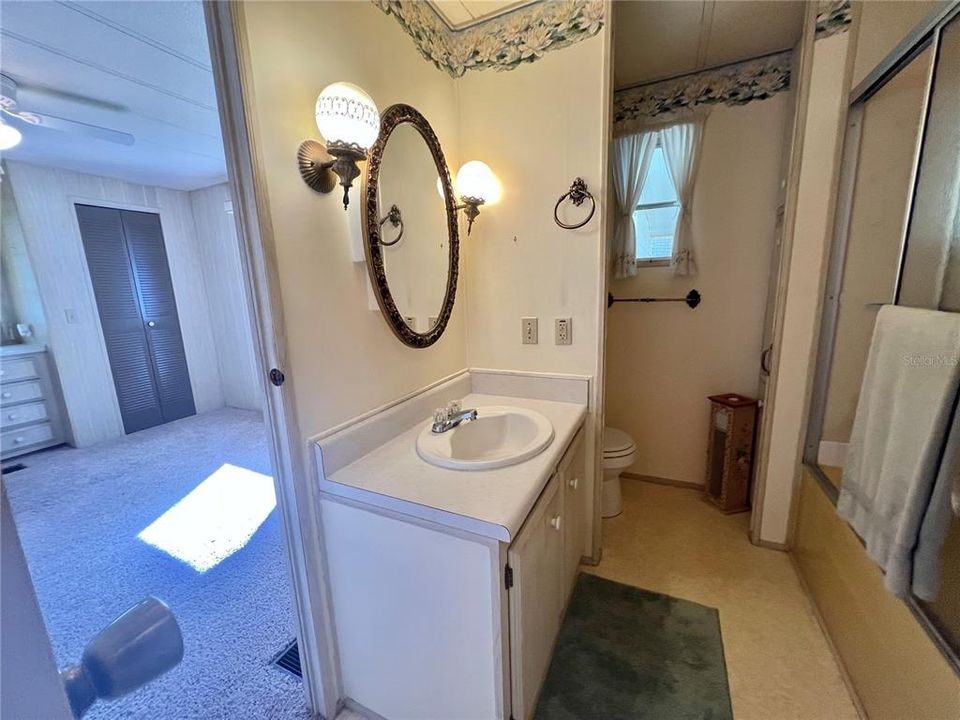 For Sale: $89,000 (2 beds, 2 baths, 1056 Square Feet)