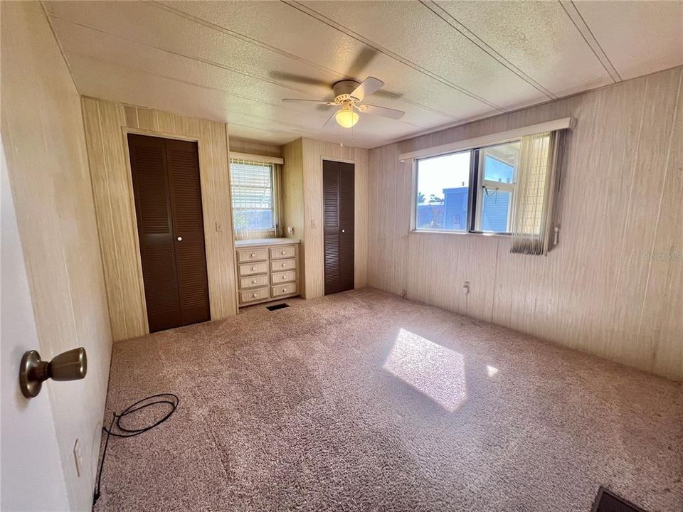 For Sale: $89,000 (2 beds, 2 baths, 1056 Square Feet)