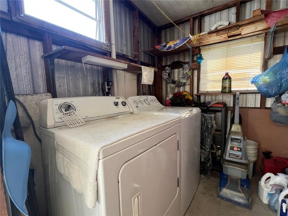 For Sale: $89,000 (2 beds, 2 baths, 1056 Square Feet)