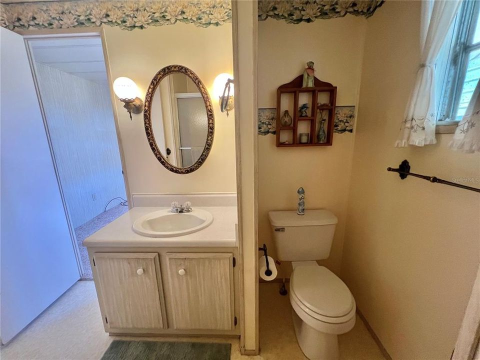 For Sale: $89,000 (2 beds, 2 baths, 1056 Square Feet)