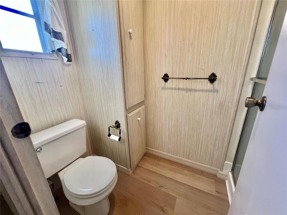 For Sale: $89,000 (2 beds, 2 baths, 1056 Square Feet)