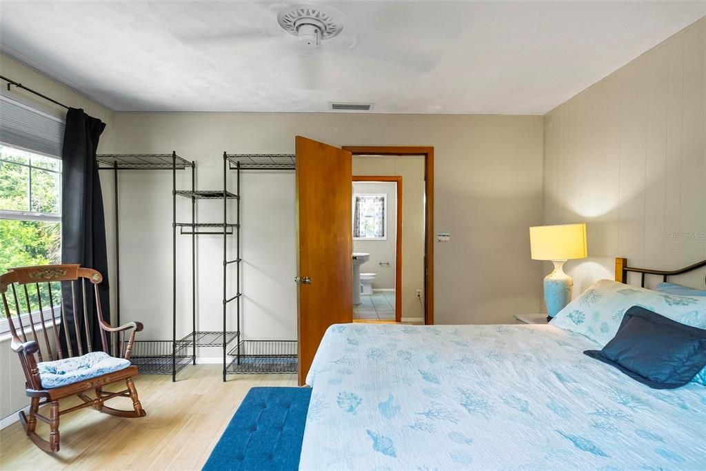 待售: $979,000 (4 贝兹, 4 浴室, 3135 平方英尺)