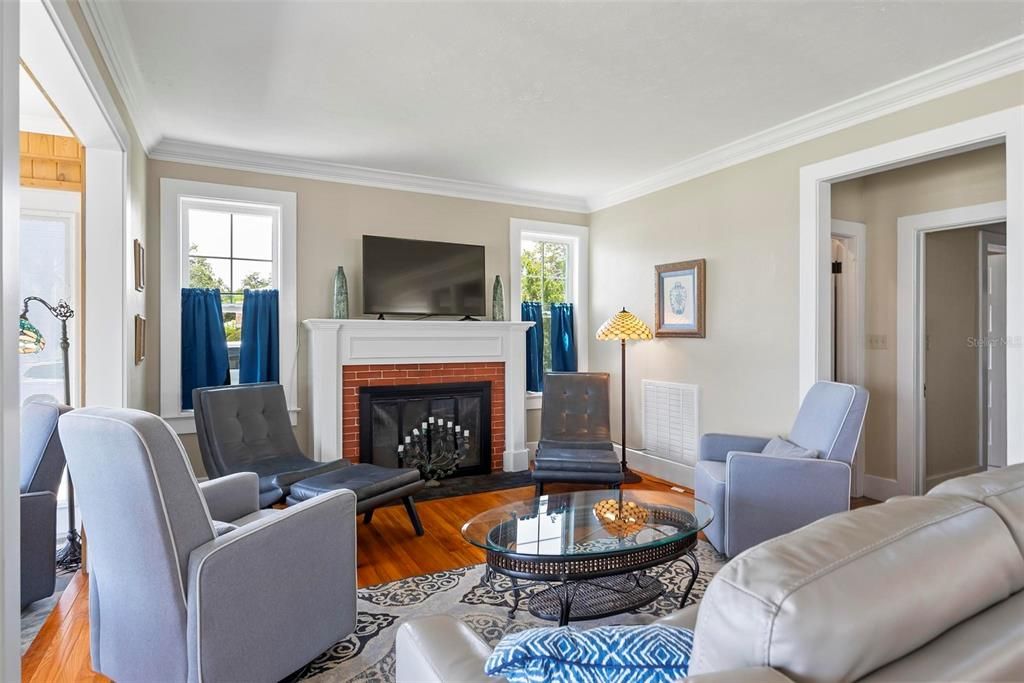 待售: $979,000 (4 贝兹, 4 浴室, 3135 平方英尺)