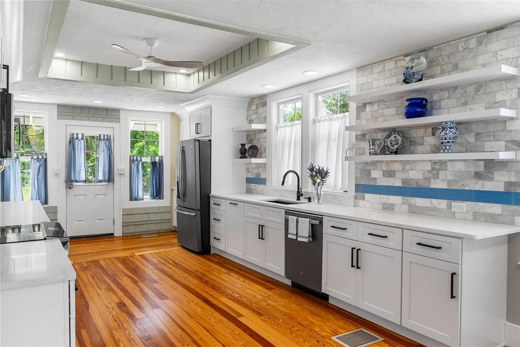 待售: $979,000 (4 贝兹, 4 浴室, 3135 平方英尺)