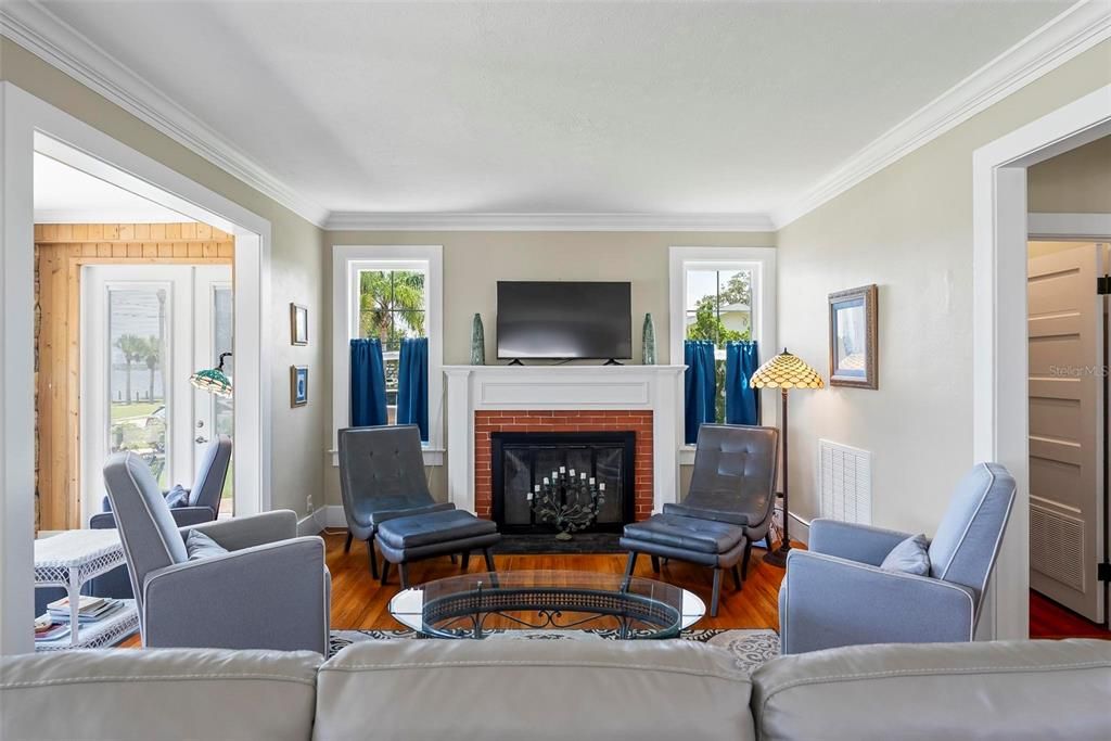 待售: $979,000 (4 贝兹, 4 浴室, 3135 平方英尺)