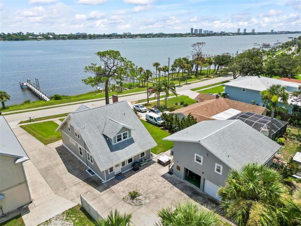 待售: $979,000 (4 贝兹, 4 浴室, 3135 平方英尺)