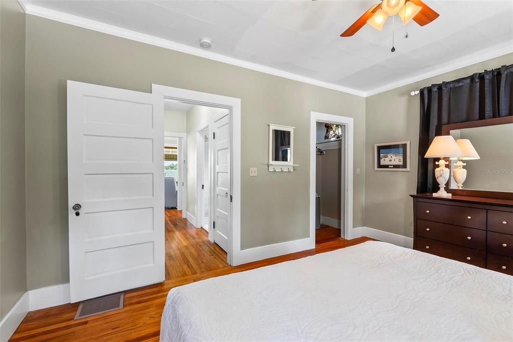 待售: $979,000 (4 贝兹, 4 浴室, 3135 平方英尺)