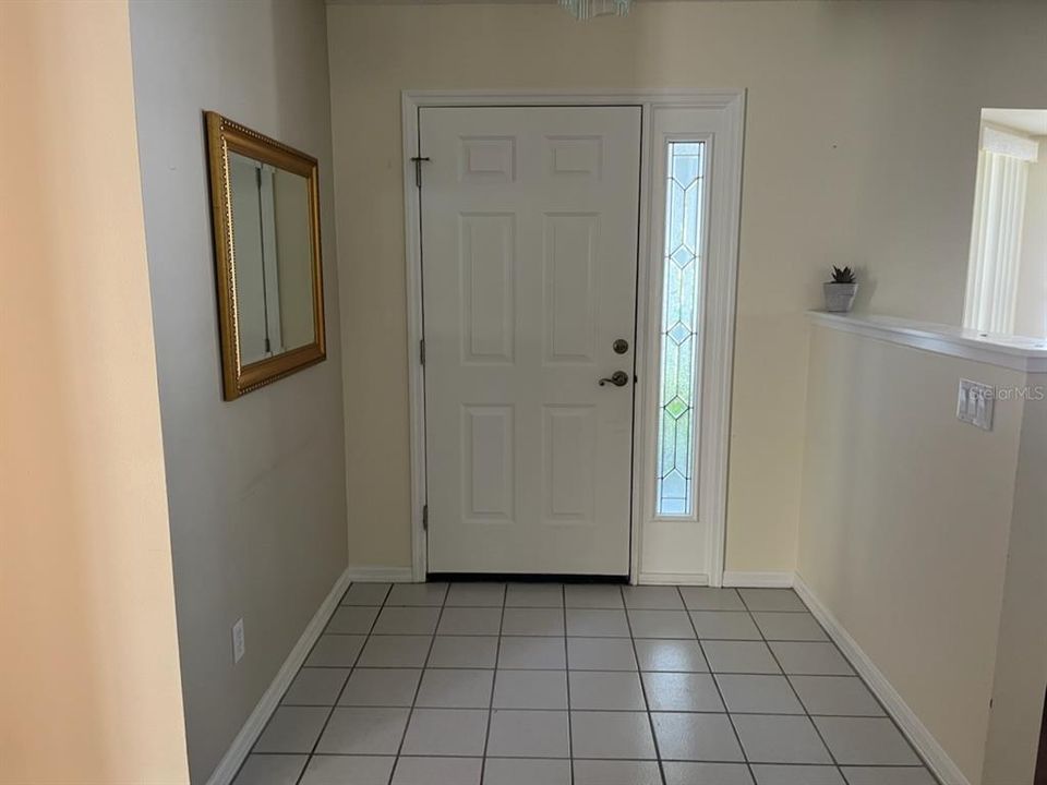 Под контрактом: $269,000 (3 спален, 2 ванн, 1664 Квадратных фут)