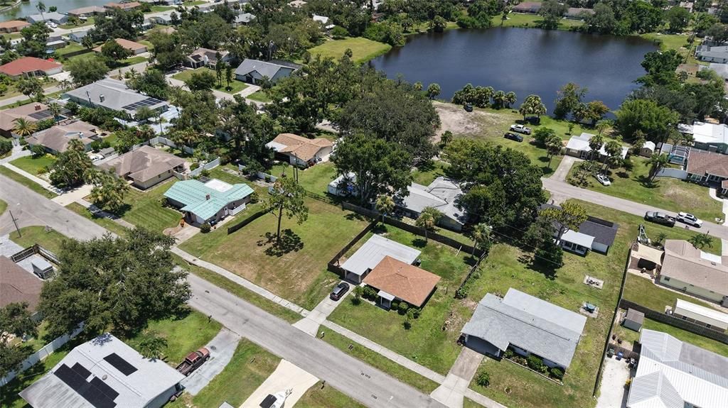 待售: $69,000 (0.18 acres)