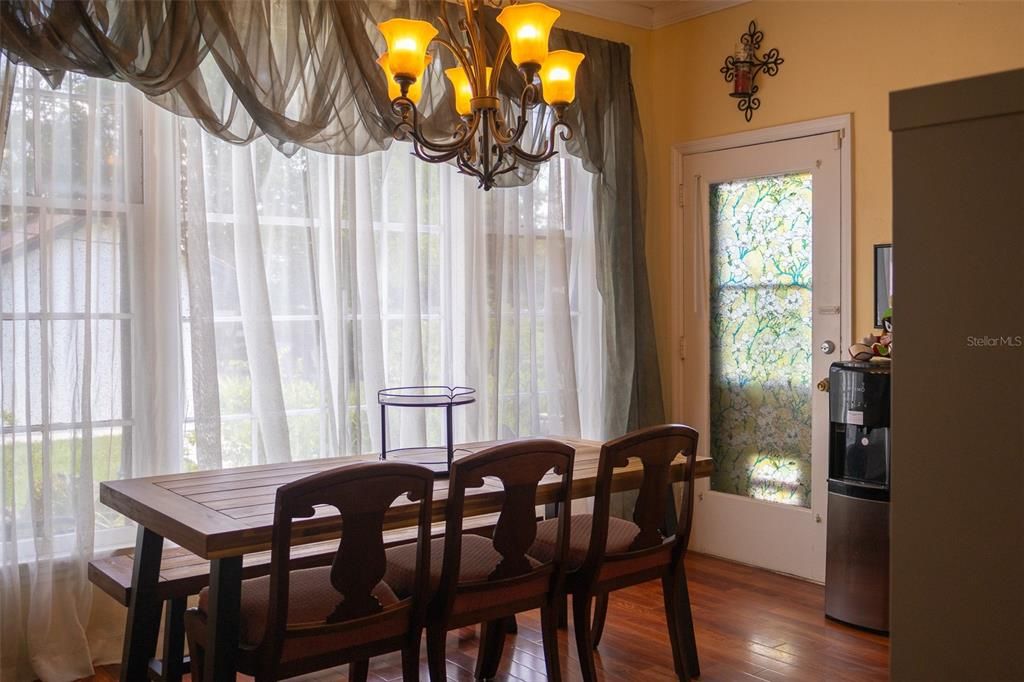 For Sale: $350,000 (3 beds, 2 baths, 2073 Square Feet)