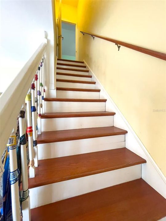 For Sale: $350,000 (3 beds, 2 baths, 2073 Square Feet)