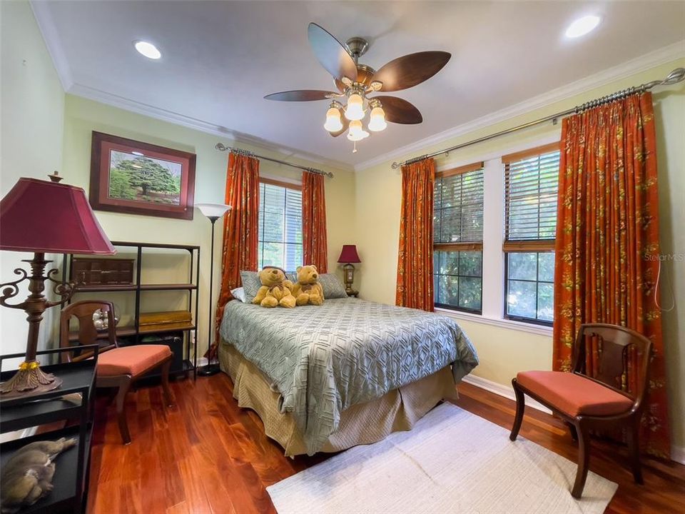 For Sale: $350,000 (3 beds, 2 baths, 2073 Square Feet)