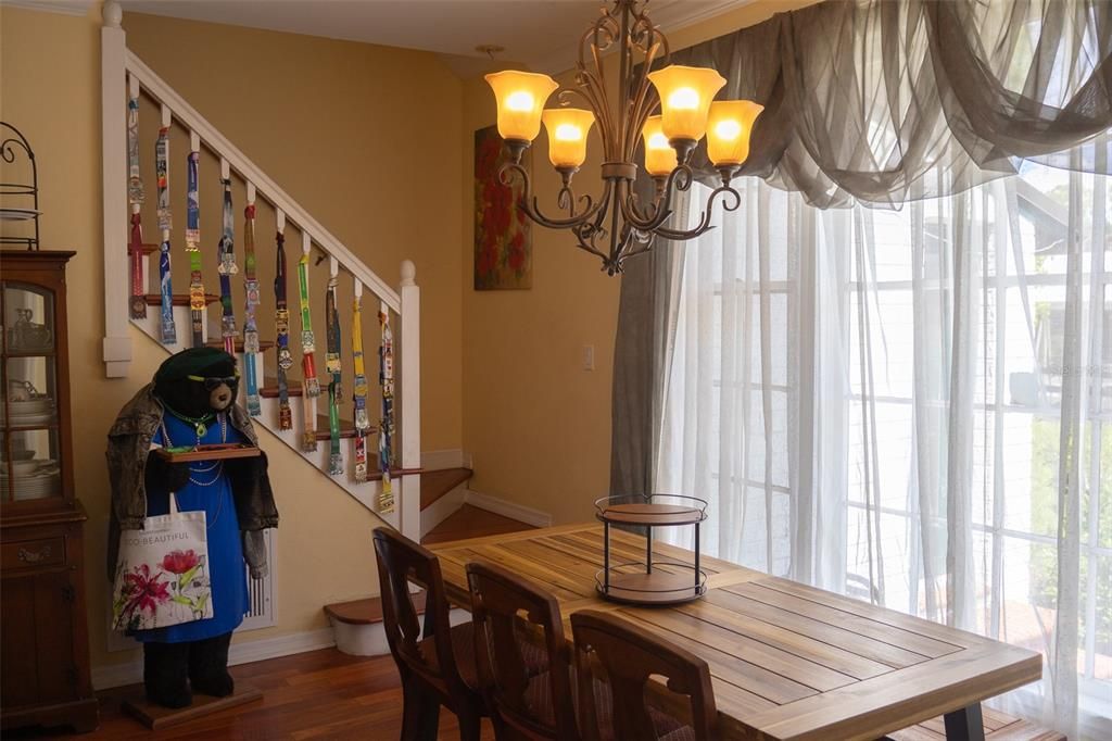 For Sale: $350,000 (3 beds, 2 baths, 2073 Square Feet)