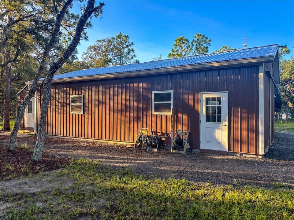 Под контрактом: $425,000 (2 спален, 2 ванн, 1060 Квадратных фут)