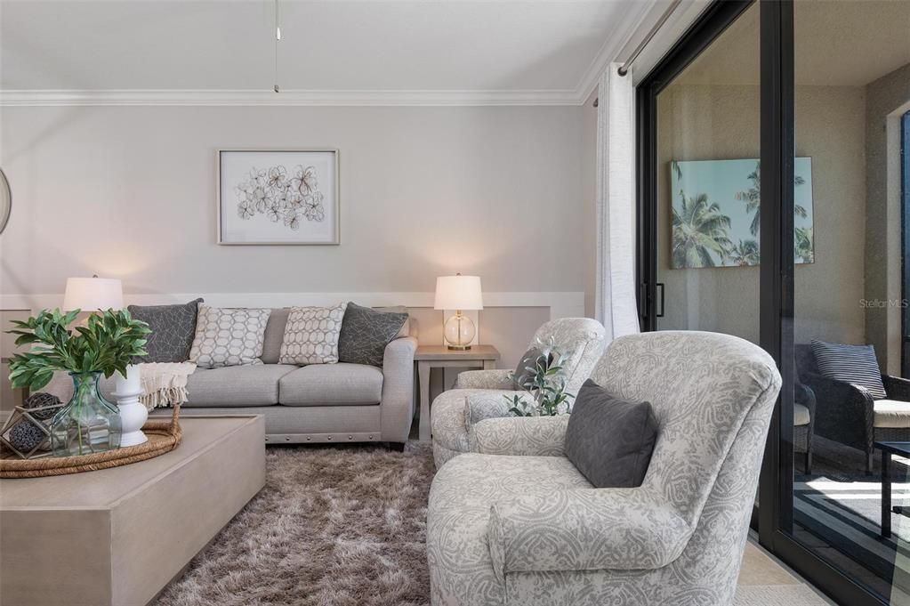 Под контрактом: $2,300 (2 спален, 2 ванн, 1121 Квадратных фут)