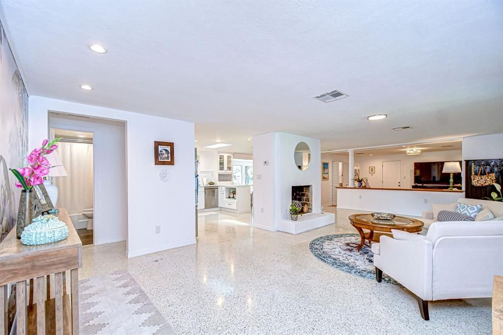 For Sale: $575,000 (3 beds, 2 baths, 2279 Square Feet)