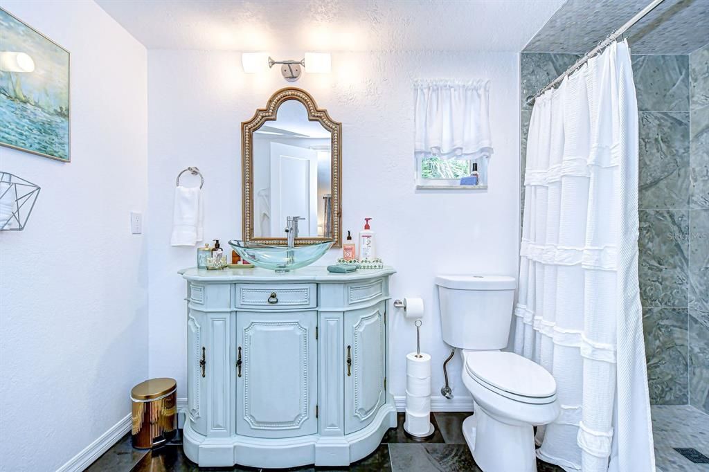 For Sale: $575,000 (3 beds, 2 baths, 2279 Square Feet)