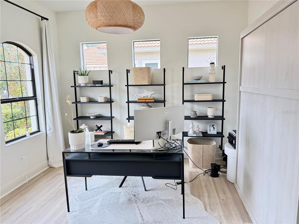 出租: $6,500 (3 贝兹, 2 浴室, 2432 平方英尺)