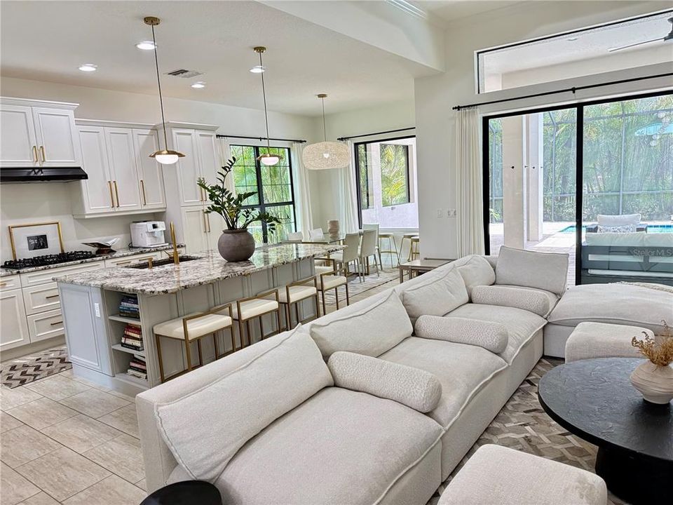 出租: $6,500 (3 贝兹, 2 浴室, 2432 平方英尺)