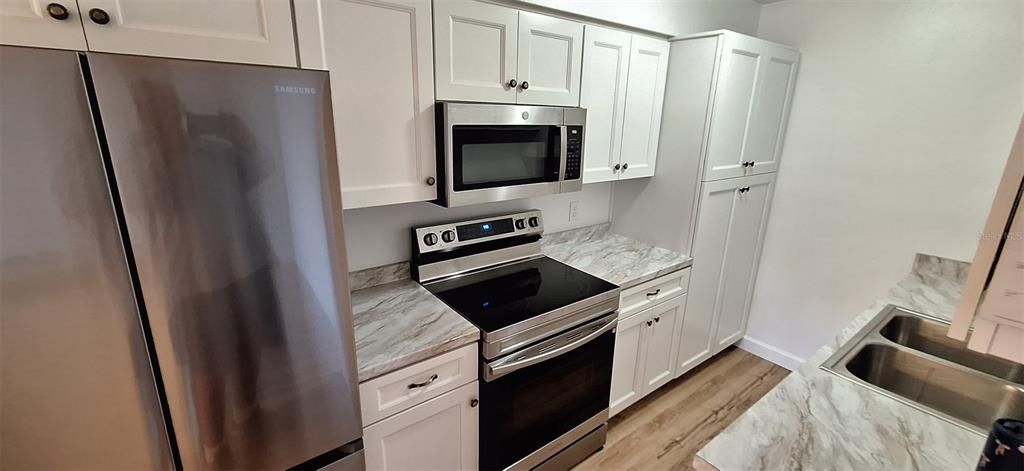 For Sale: $239,900 (3 beds, 1 baths, 1166 Square Feet)