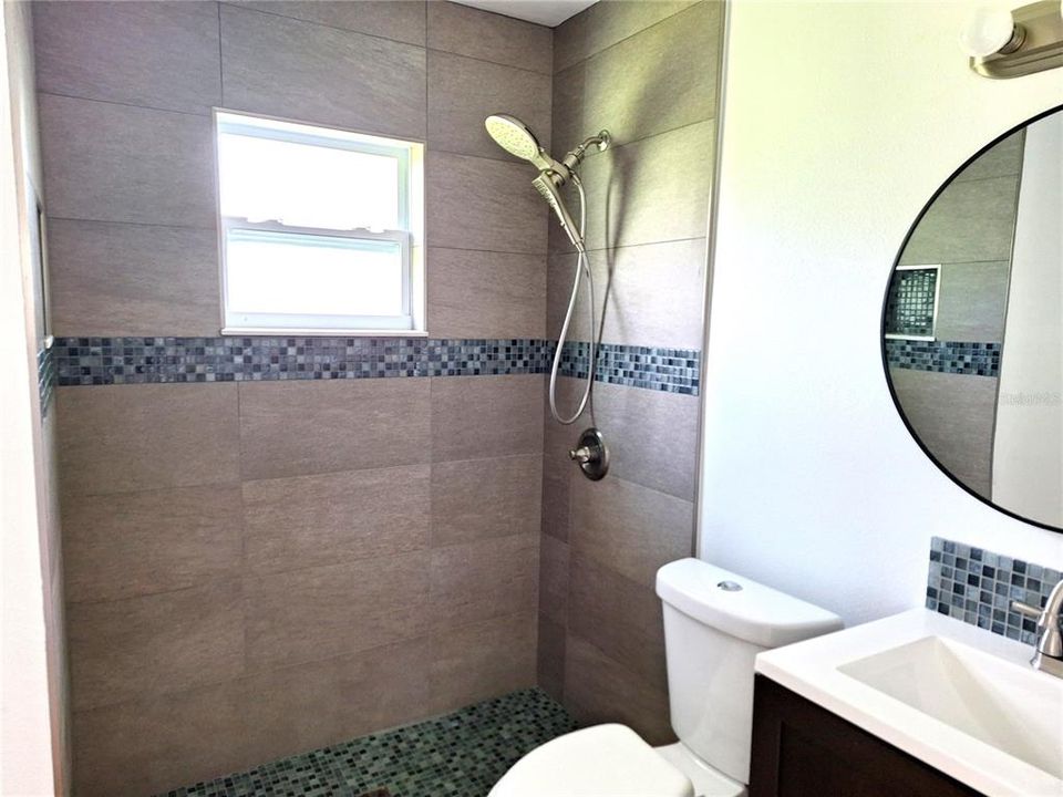 For Sale: $239,900 (3 beds, 1 baths, 1166 Square Feet)