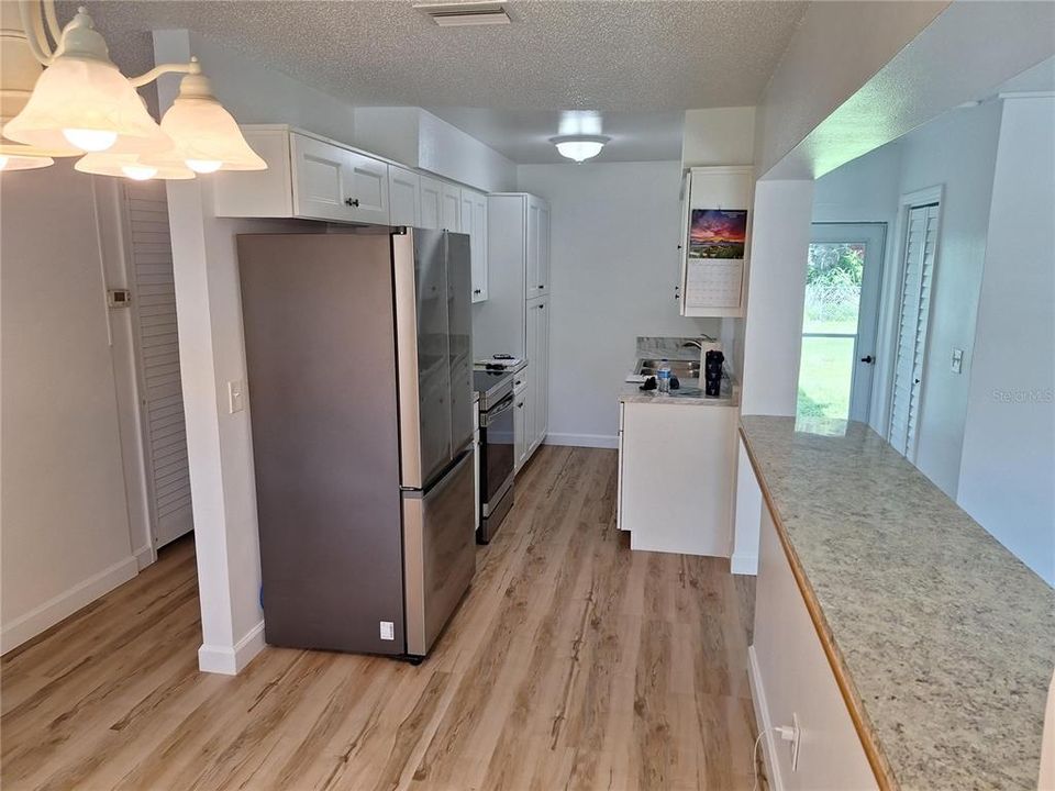 For Sale: $239,900 (3 beds, 1 baths, 1166 Square Feet)