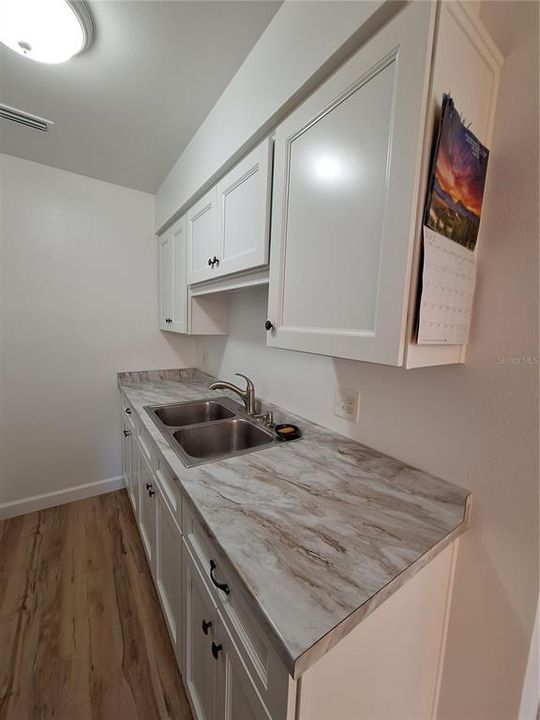 For Sale: $239,900 (3 beds, 1 baths, 1166 Square Feet)