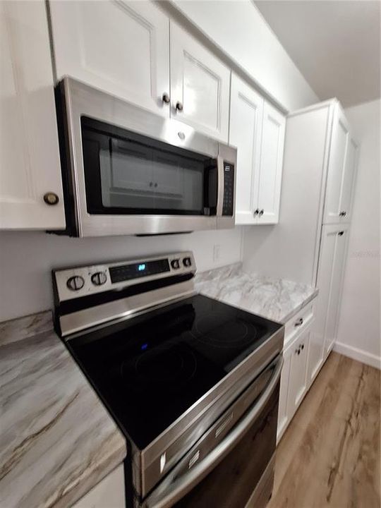 For Sale: $239,900 (3 beds, 1 baths, 1166 Square Feet)