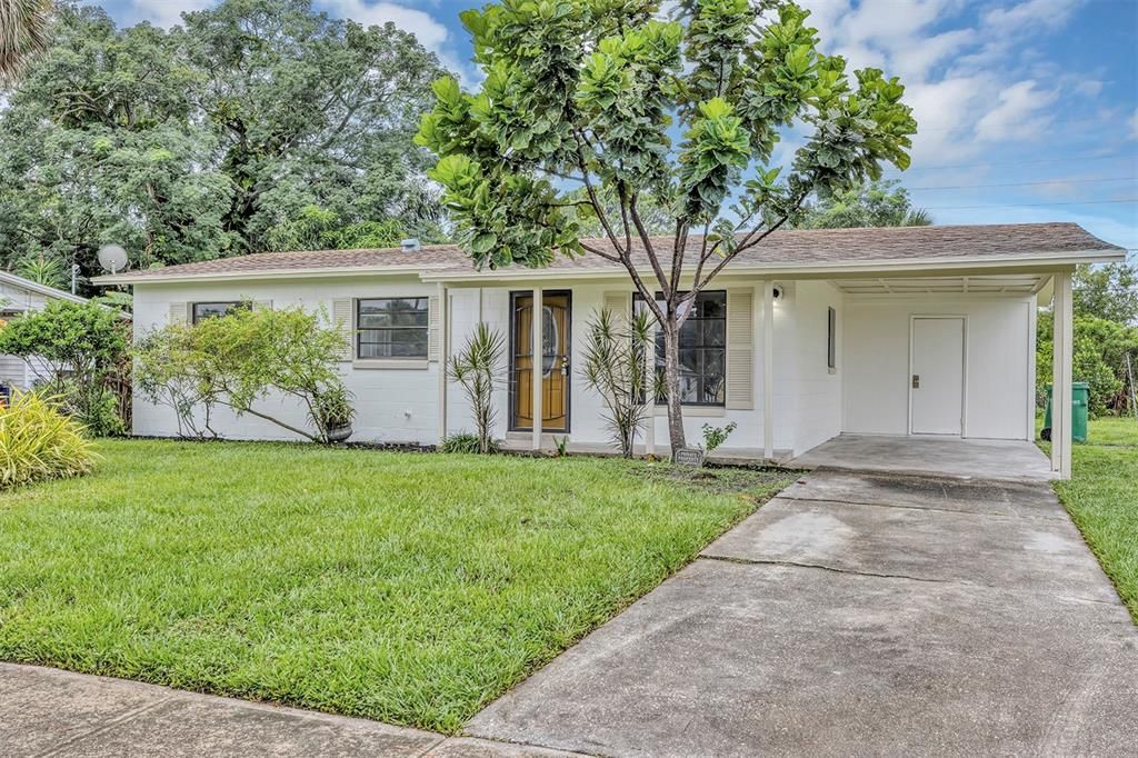 Recently Sold: $175,000 (3 beds, 2 baths, 888 Square Feet)