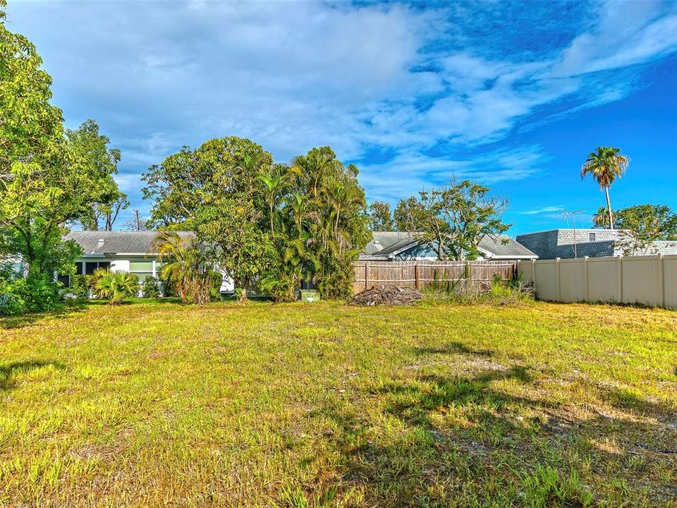 For Sale: $50,000 (0.14 acres)