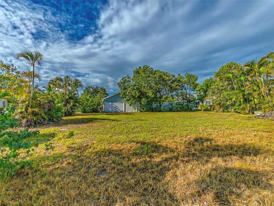 For Sale: $50,000 (0.14 acres)