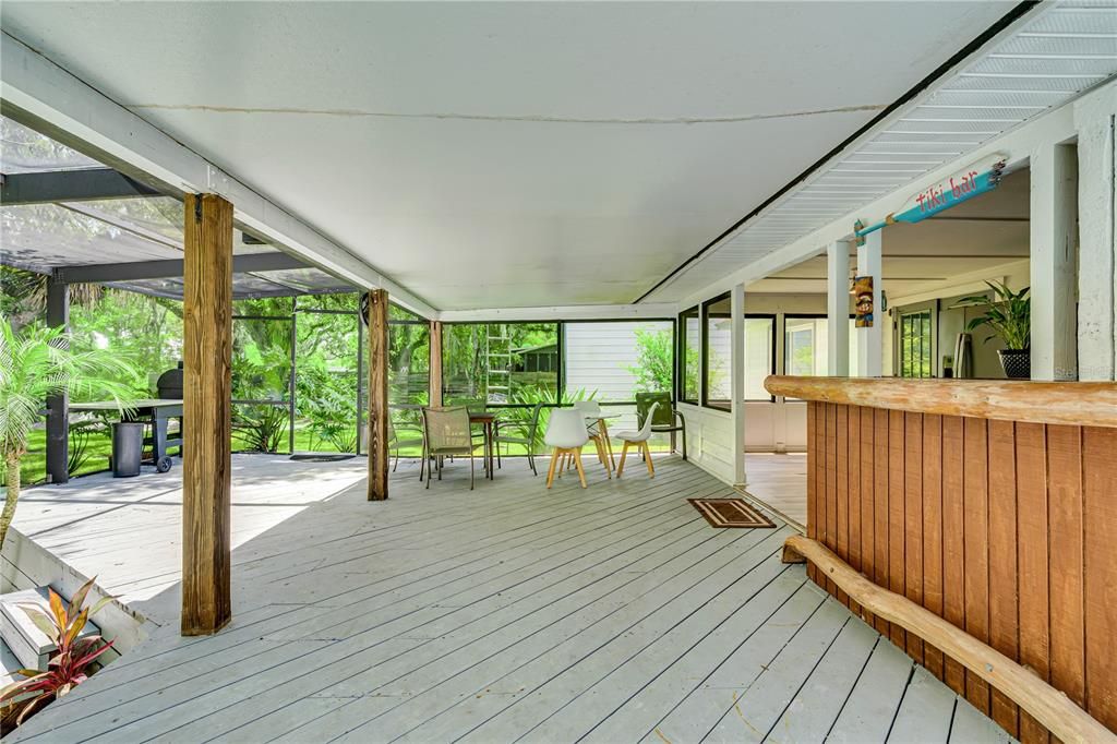 Active With Contract: $499,000 (3 beds, 2 baths, 1986 Square Feet)