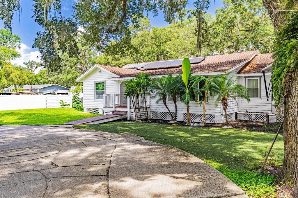 Active With Contract: $499,000 (3 beds, 2 baths, 1986 Square Feet)