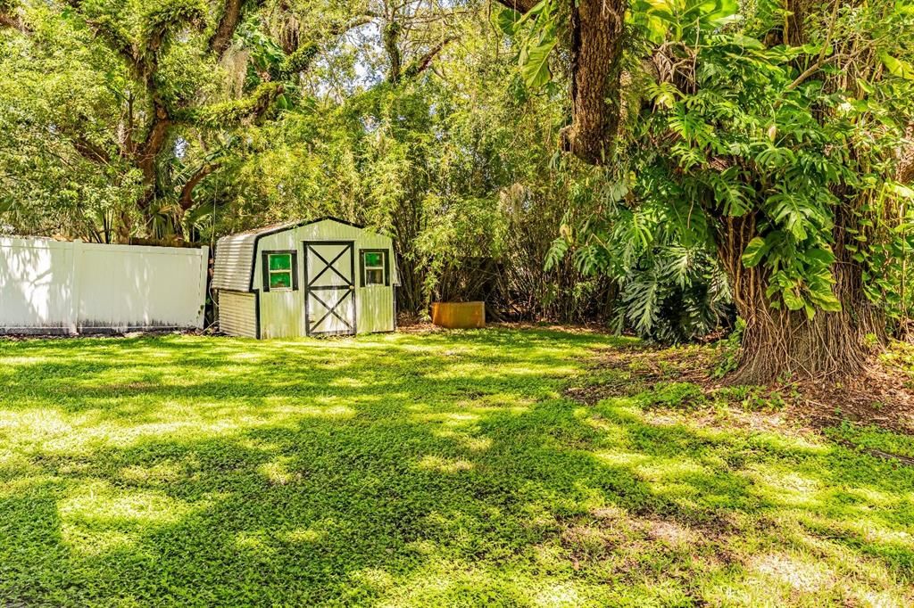 Active With Contract: $499,000 (3 beds, 2 baths, 1986 Square Feet)