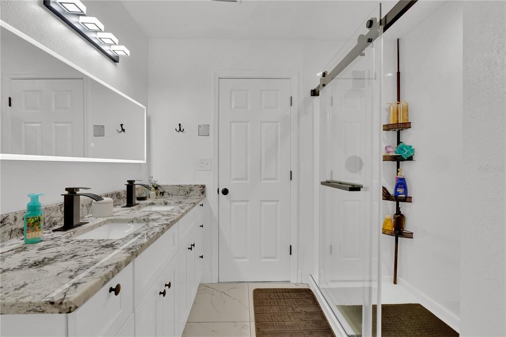 Active With Contract: $499,000 (3 beds, 2 baths, 1986 Square Feet)