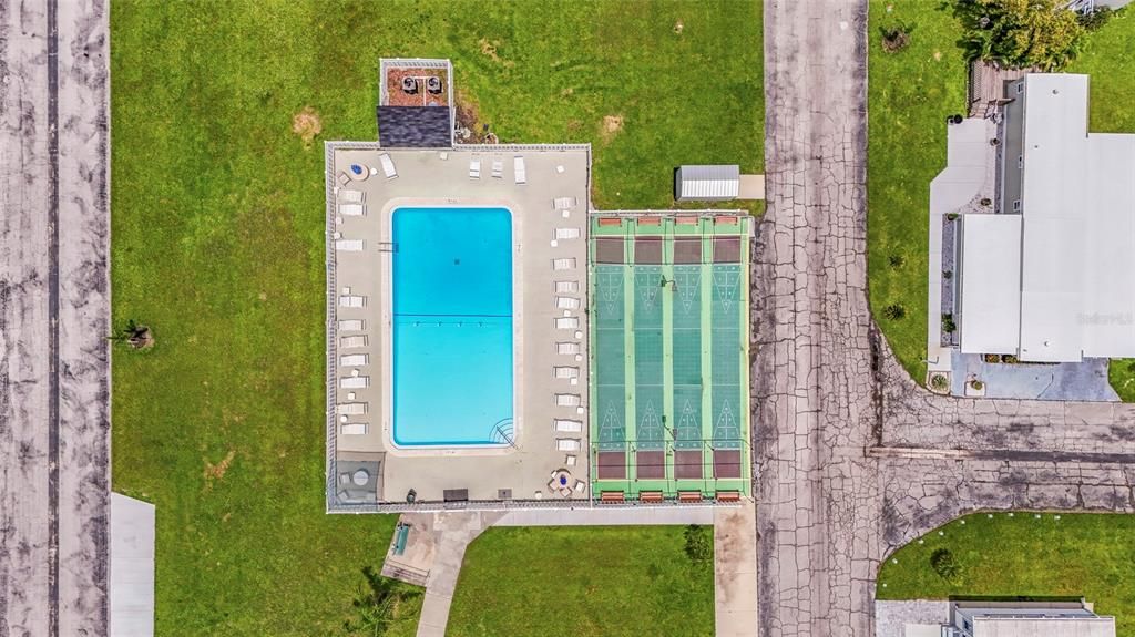 待售: $129,900 (3 贝兹, 2 浴室, 1296 平方英尺)