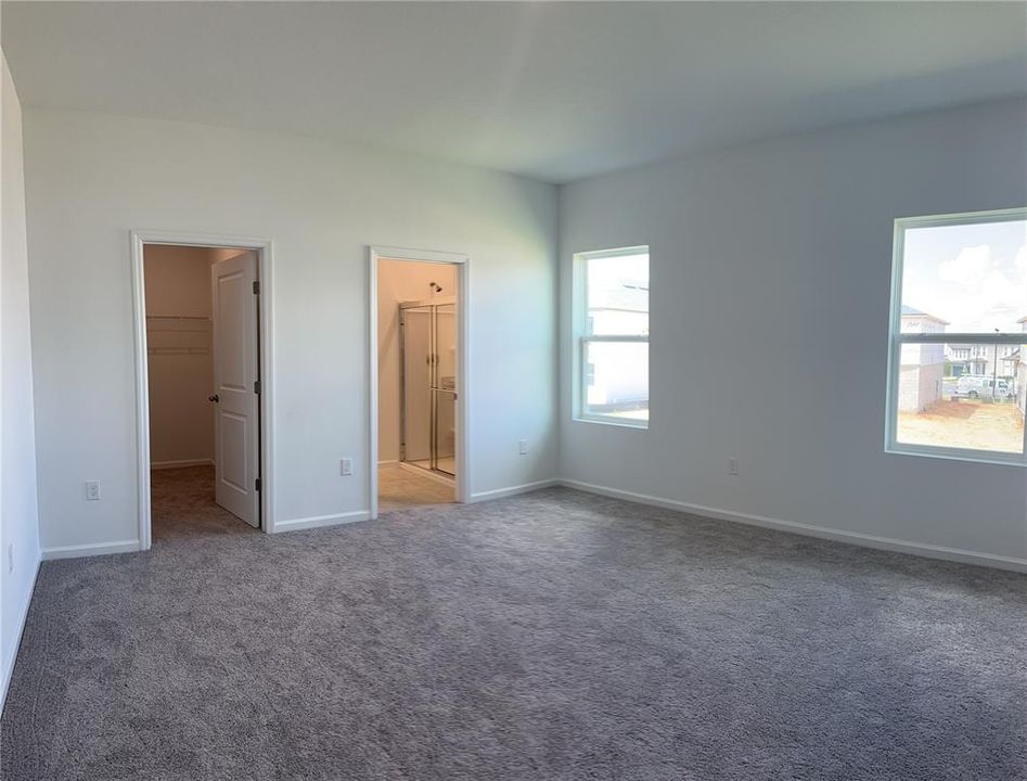 合同活跃: $384,990 (3 贝兹, 2 浴室, 1536 平方英尺)