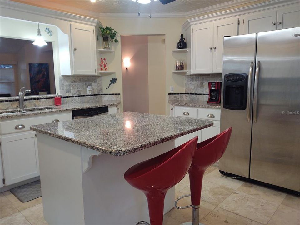 For Rent: $3,500 (2 beds, 2 baths, 1409 Square Feet)