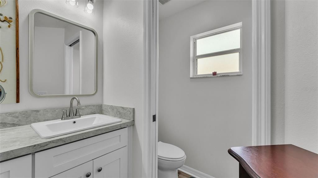 For Sale: $341,500 (3 beds, 2 baths, 1320 Square Feet)