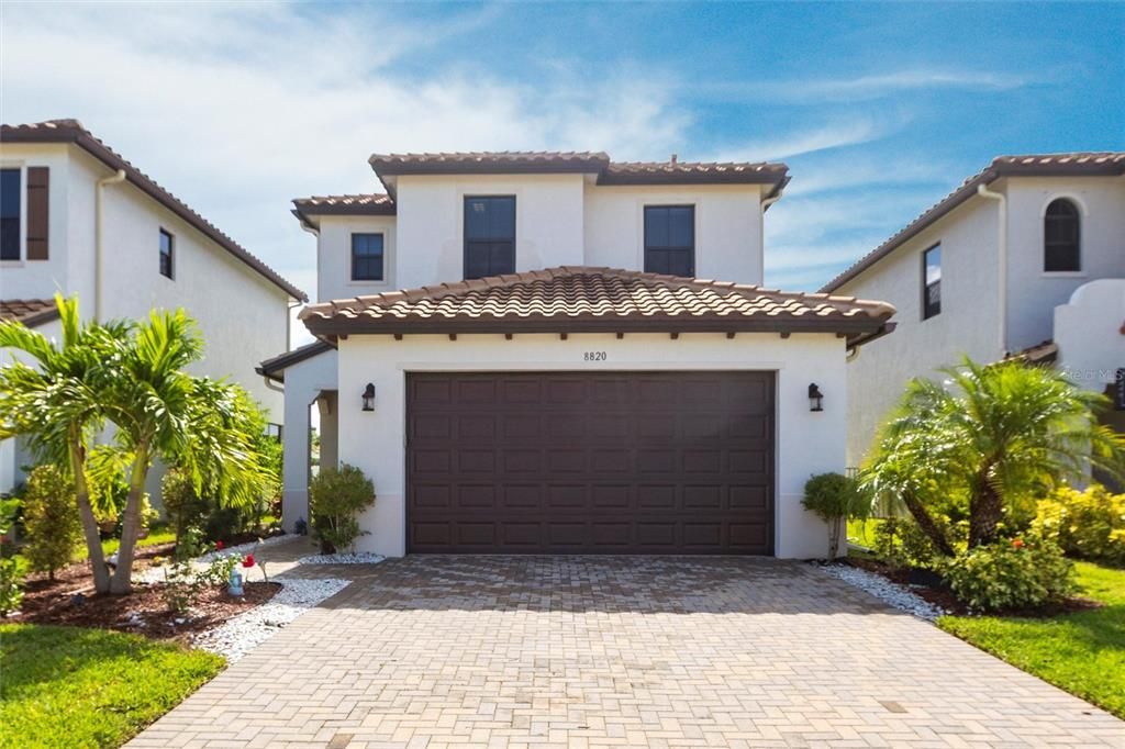 Recently Sold: $515,000 (3 beds, 2 baths, 1810 Square Feet)