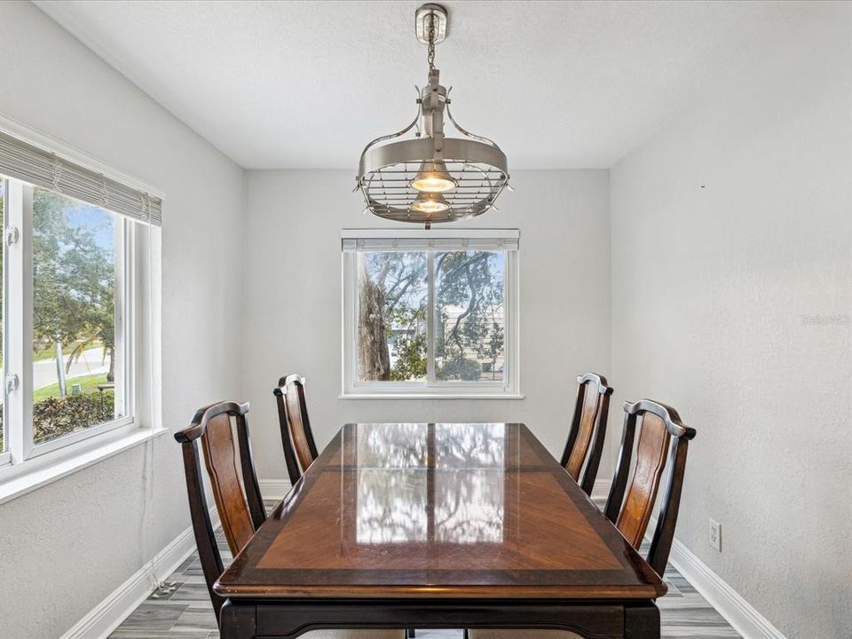 For Rent: $3,550 (3 beds, 3 baths, 1801 Square Feet)