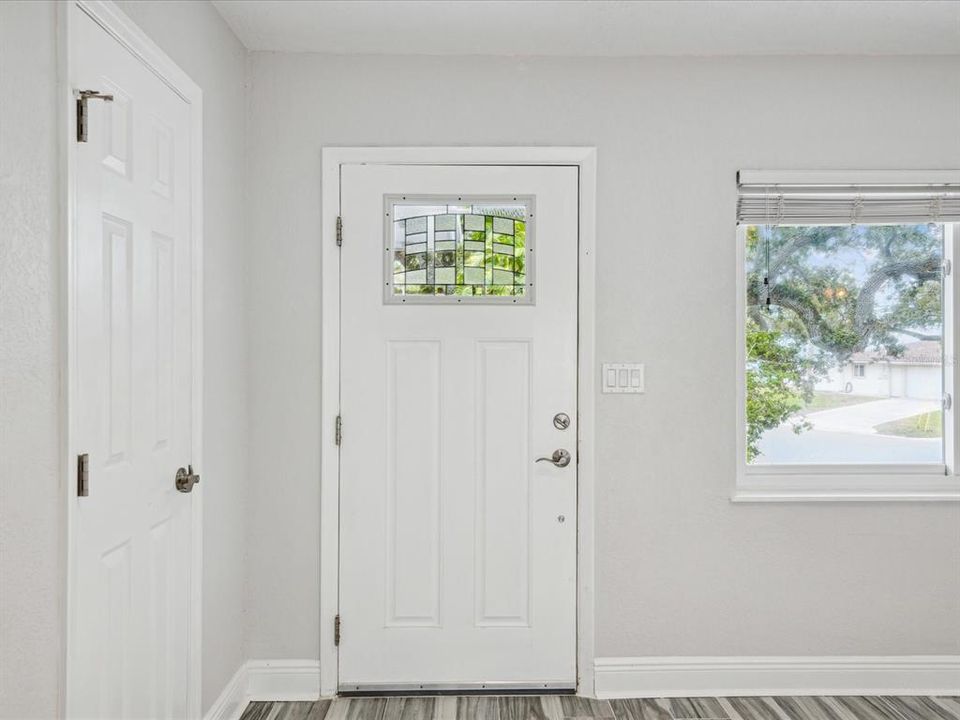 For Rent: $3,550 (3 beds, 3 baths, 1801 Square Feet)